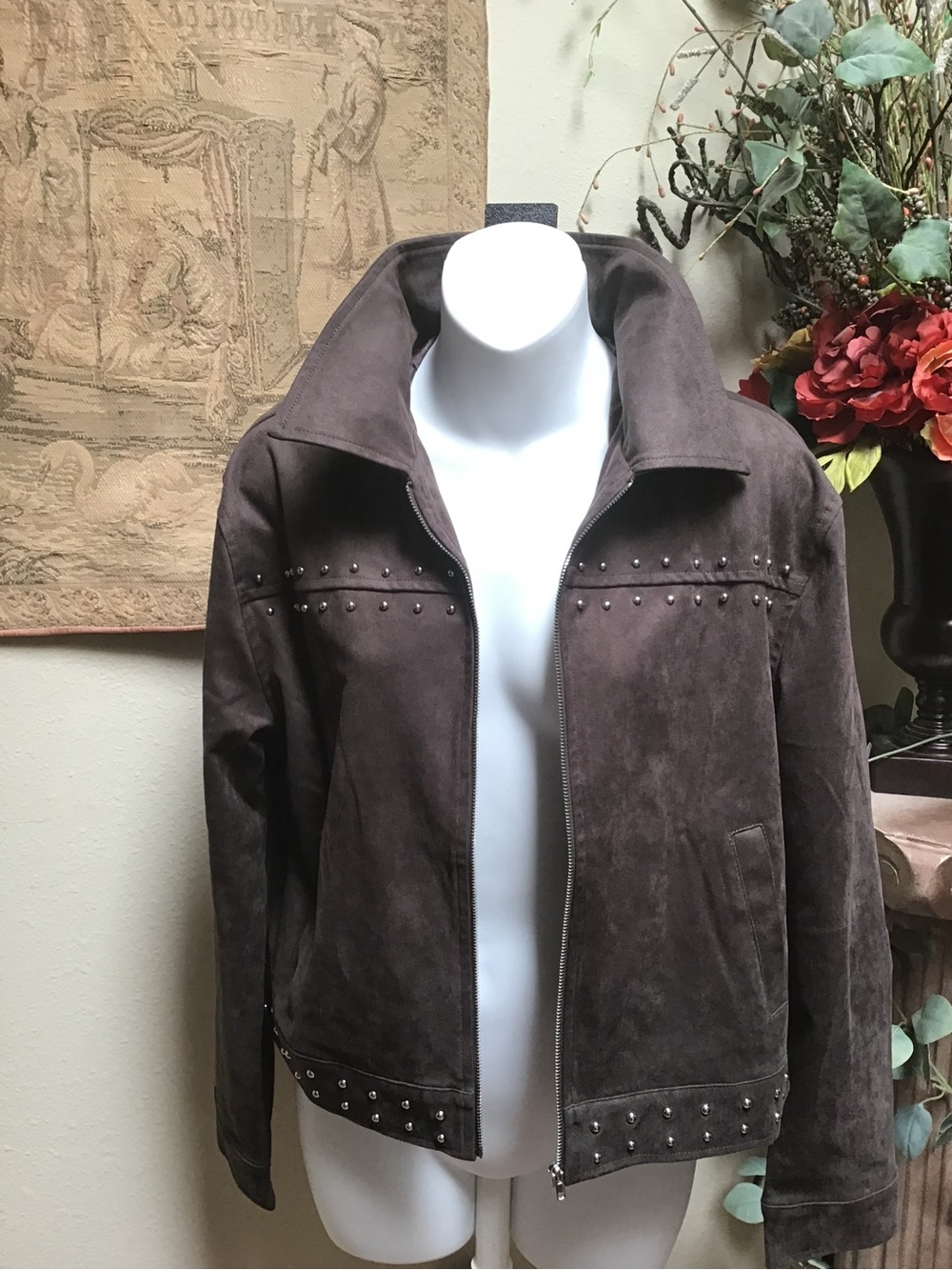 Blue Blush Brown Suede-Look Jacket with Black Label Detail - Picture 8 of 10